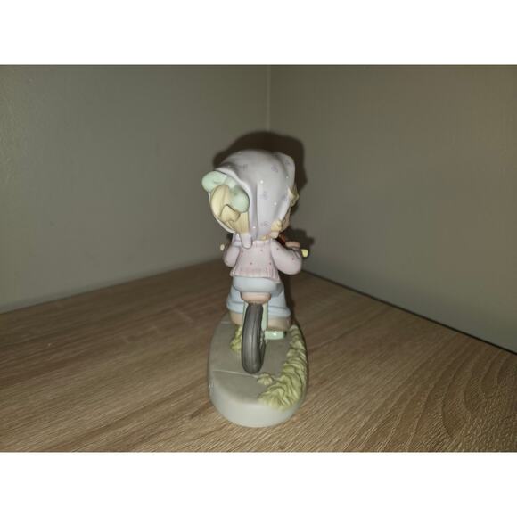 Precious Moments C0024 "The Road To A Friend Is Never Long" Enesco Figurine 5" - Picture 2 of 5